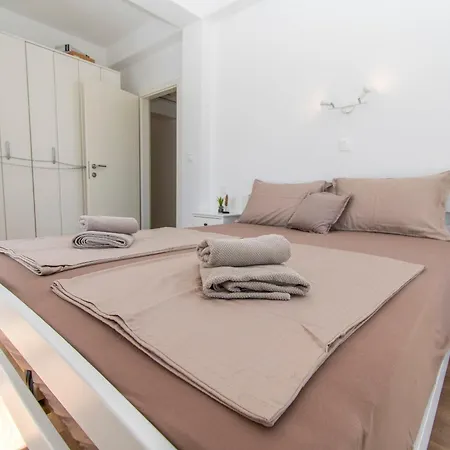 Appartement Pavlovic *