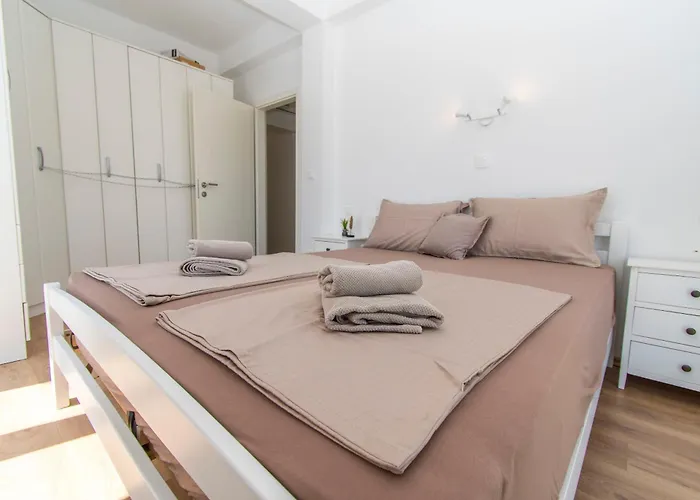 Apartamento Pavlovic *