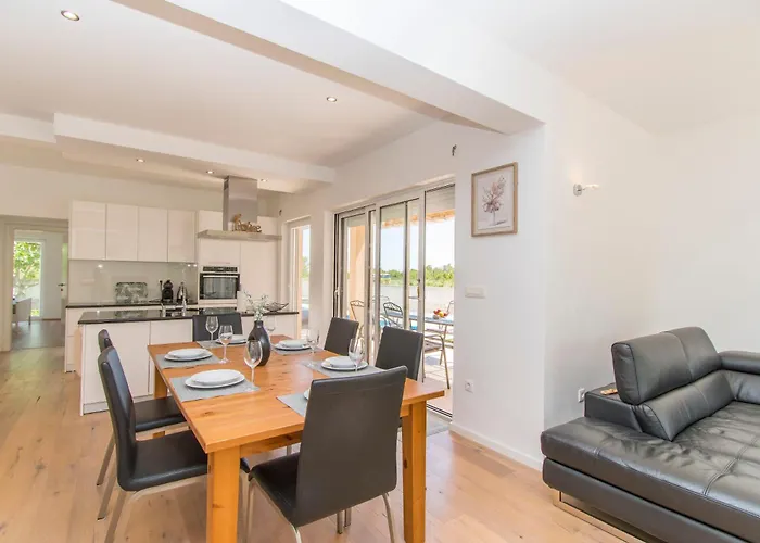 Appartement Pavlovic *